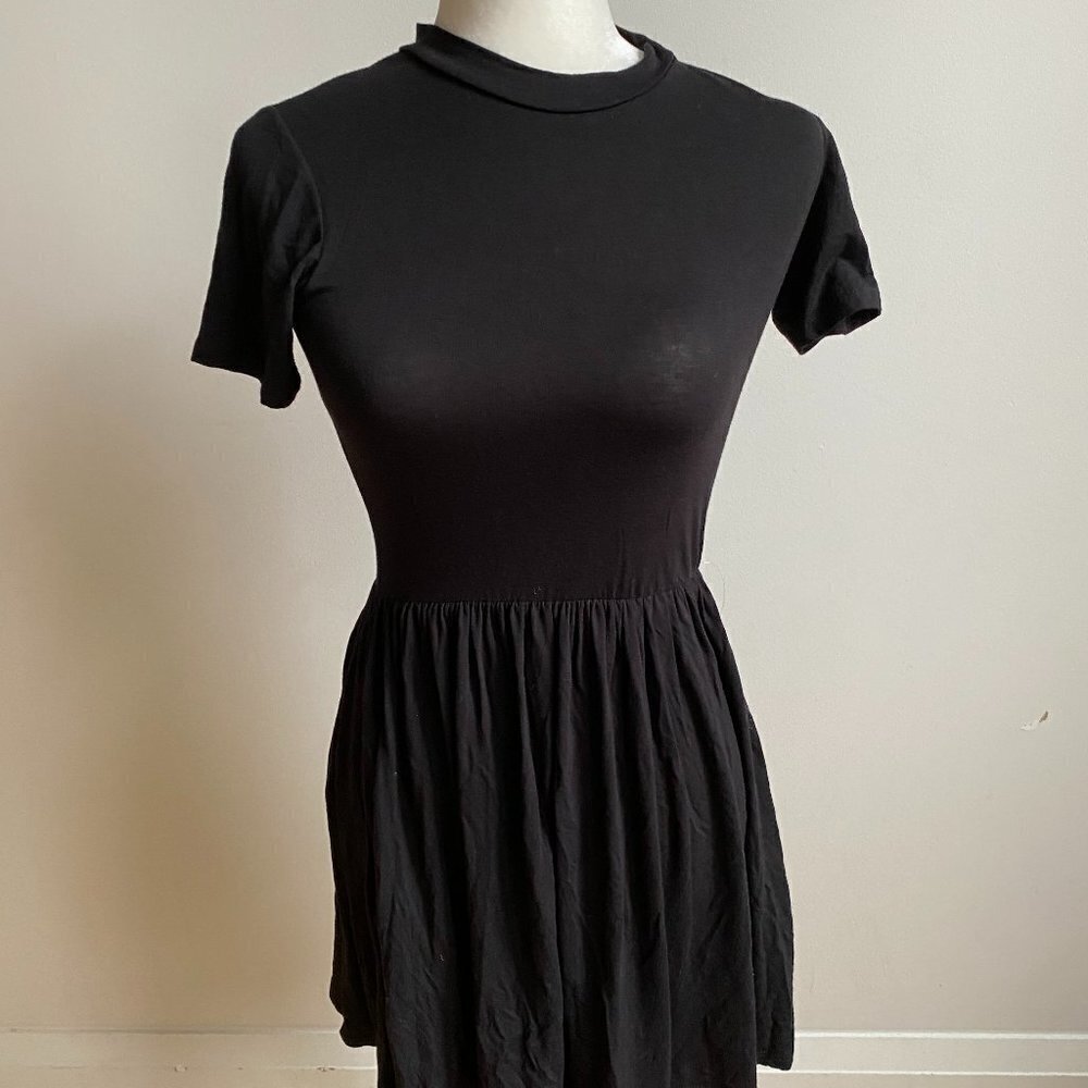 𝅺VELVET Torch Black Mock Neck Mini Dress Small